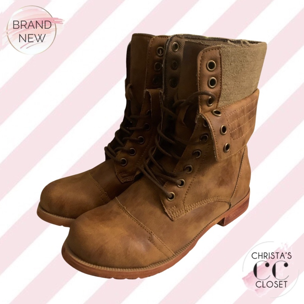 Camel-Coloured Lace-up Combat Boots
